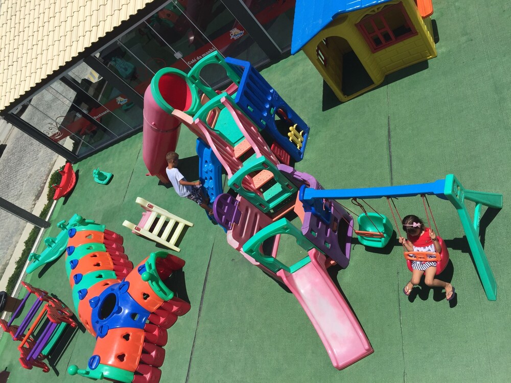 Childrens Play Area - Outdoor