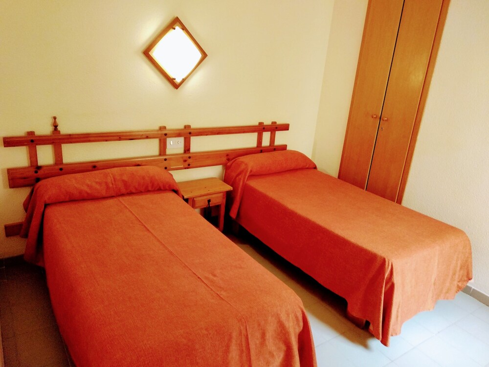 Standard Apartment, 2 Bedrooms - Guestroom