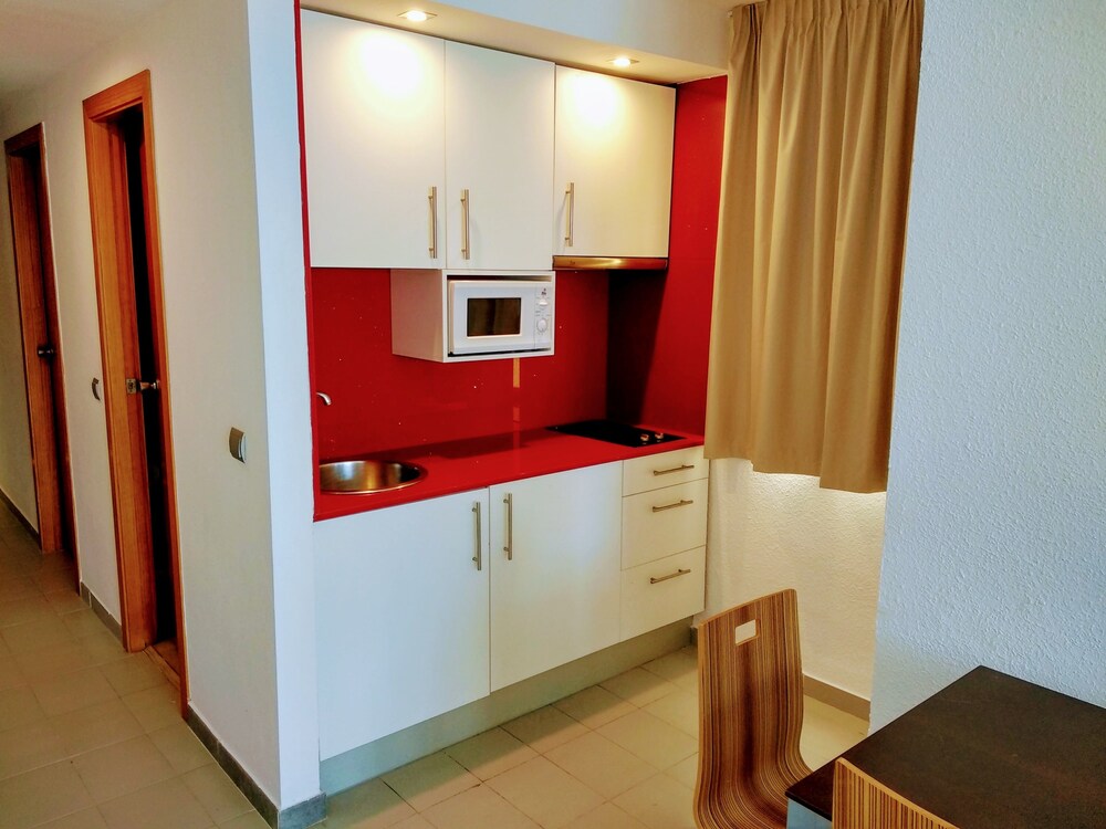 Superior Quadruple Room, 2 Bedrooms, 2 Bathrooms, Beachfront - In-Room Kitchen