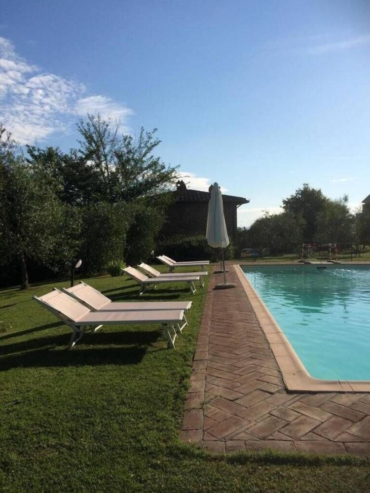 Piscina all'aperto