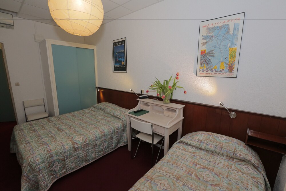 Guestroom