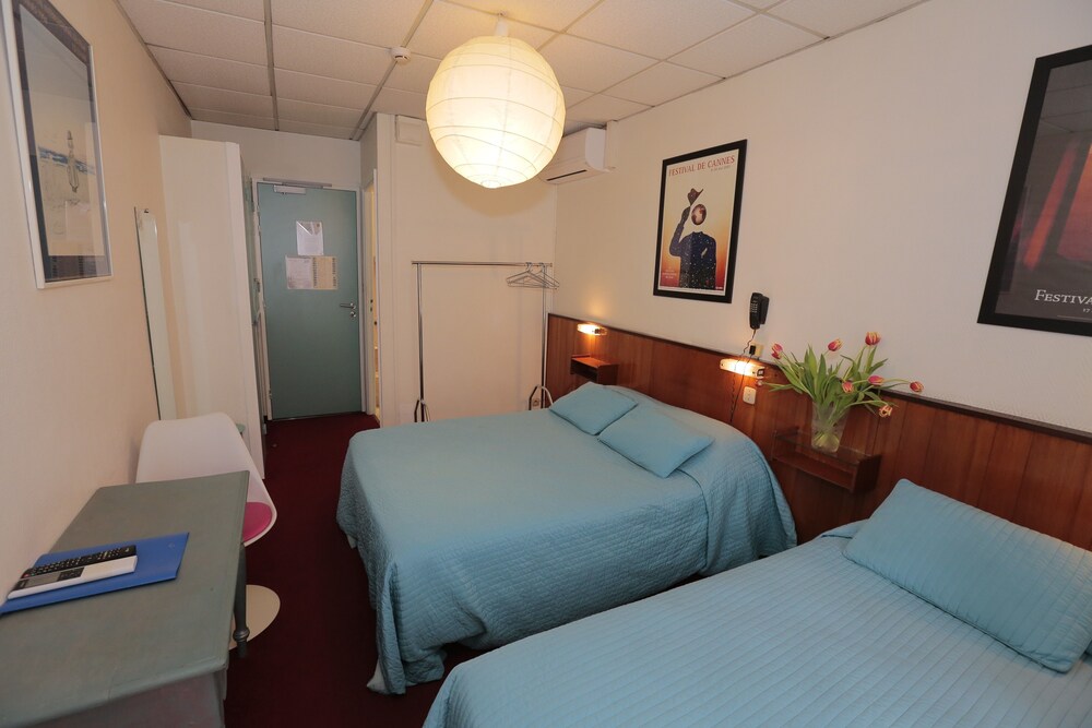 Guestroom