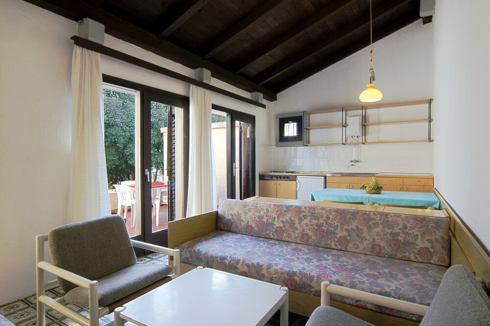 Standard Apartment, 2 Bedrooms (4 - 6 persons) - In-Room Kitchen