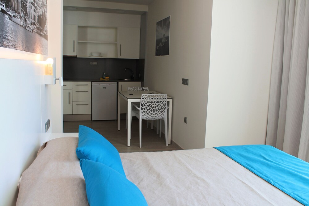 Superior Studio - Guestroom