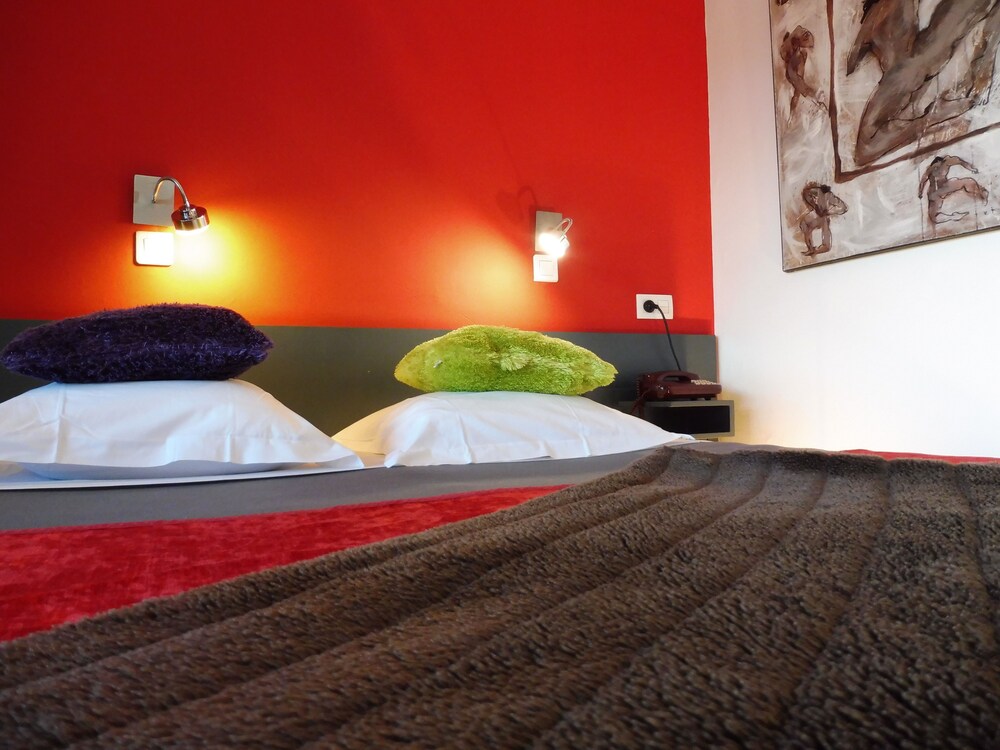 Guestroom