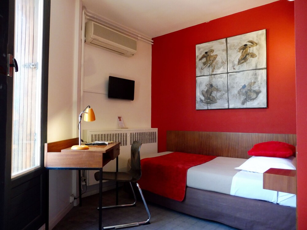 Guestroom