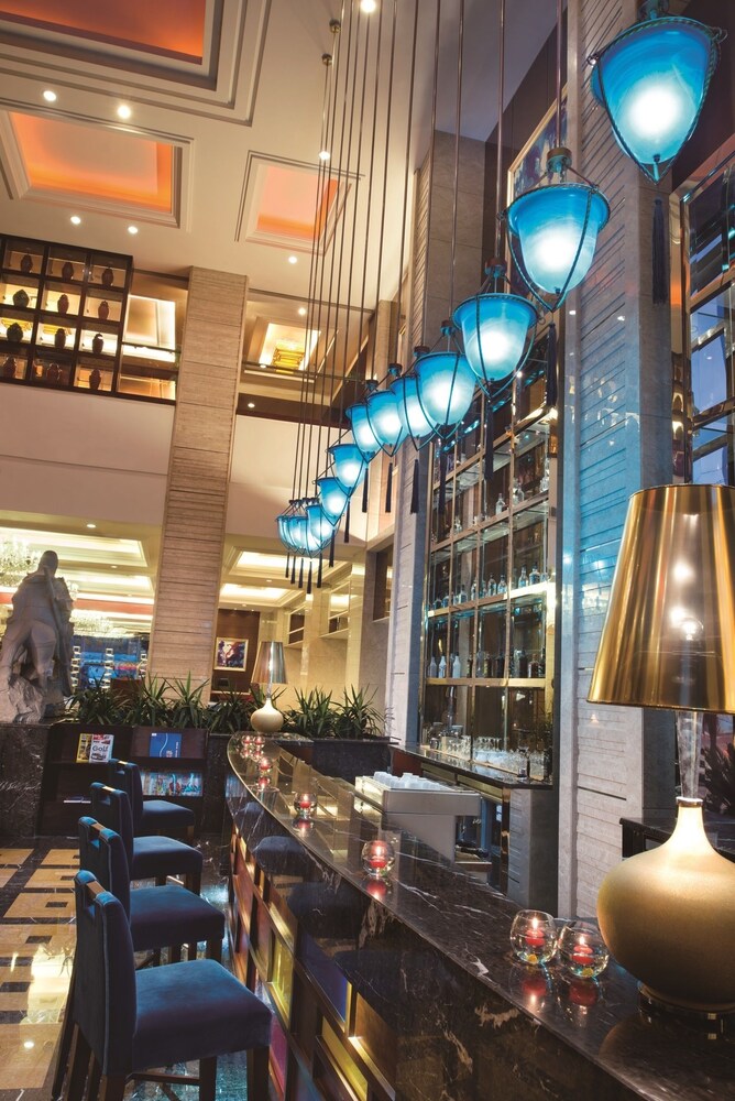 Hotel Lounge