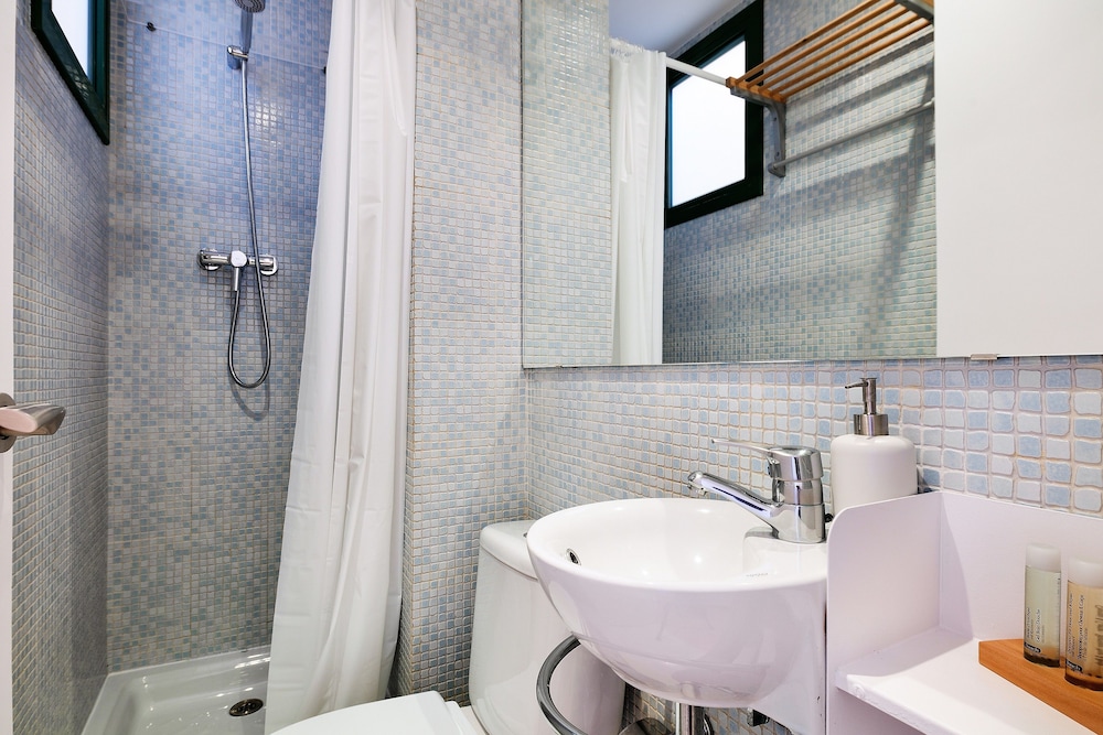 Apartment, Terrace - Bathroom
