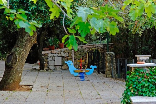 Childrens Play Area - Outdoor