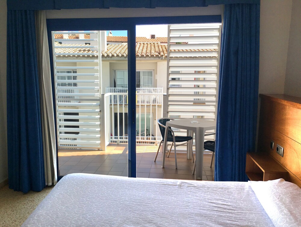 Guestroom View