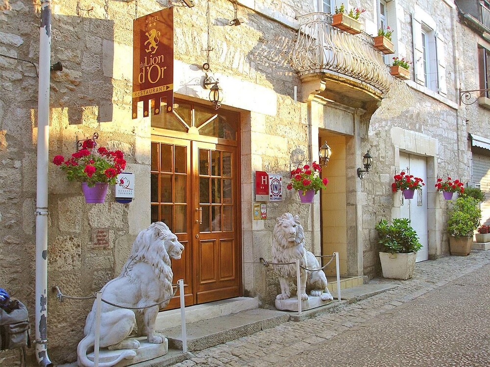 Hotel Front