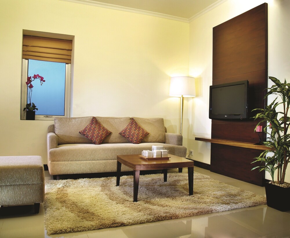 Superior Room, 2 Bedrooms - Living Room