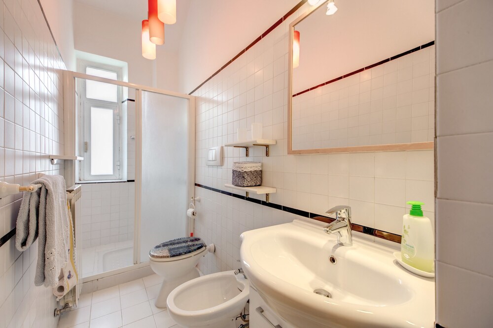 Double Room - Bathroom