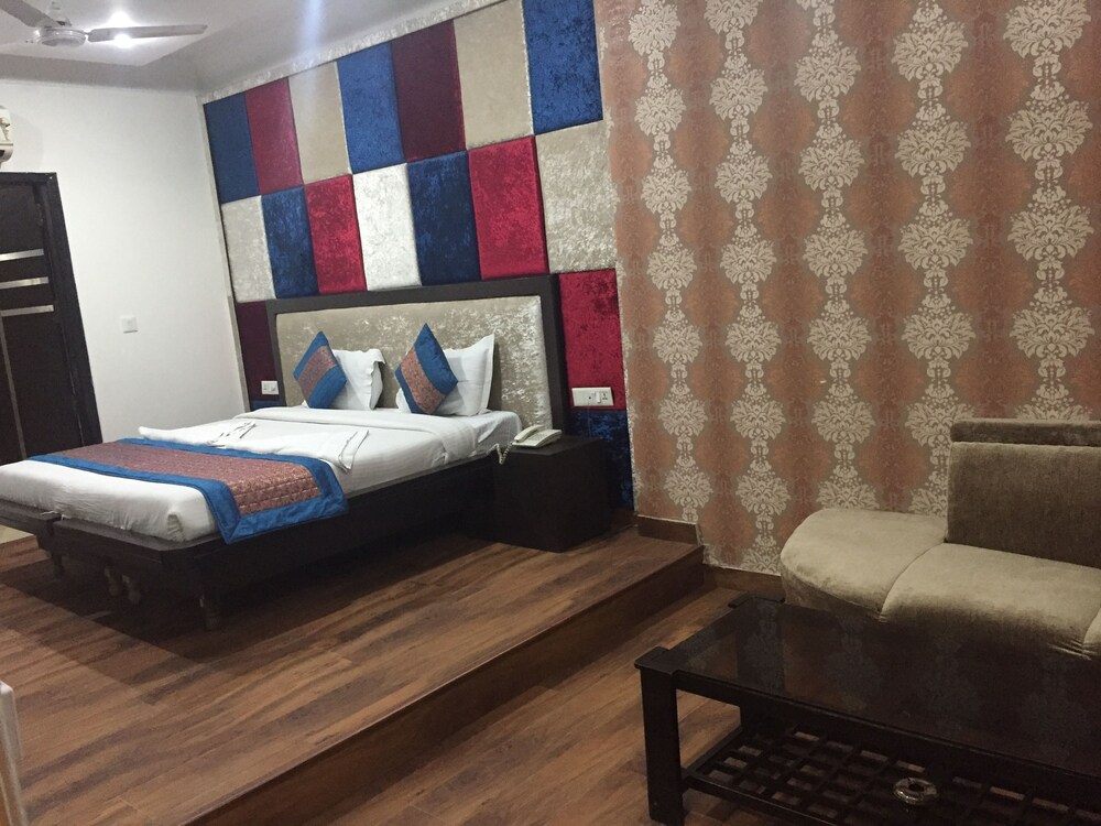 Guestroom