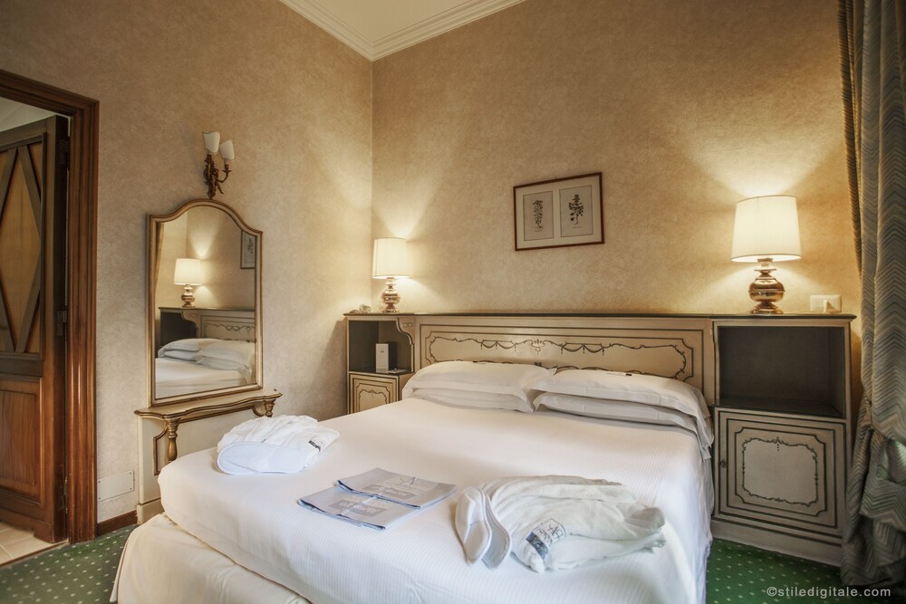 Junior Suite - Guestroom