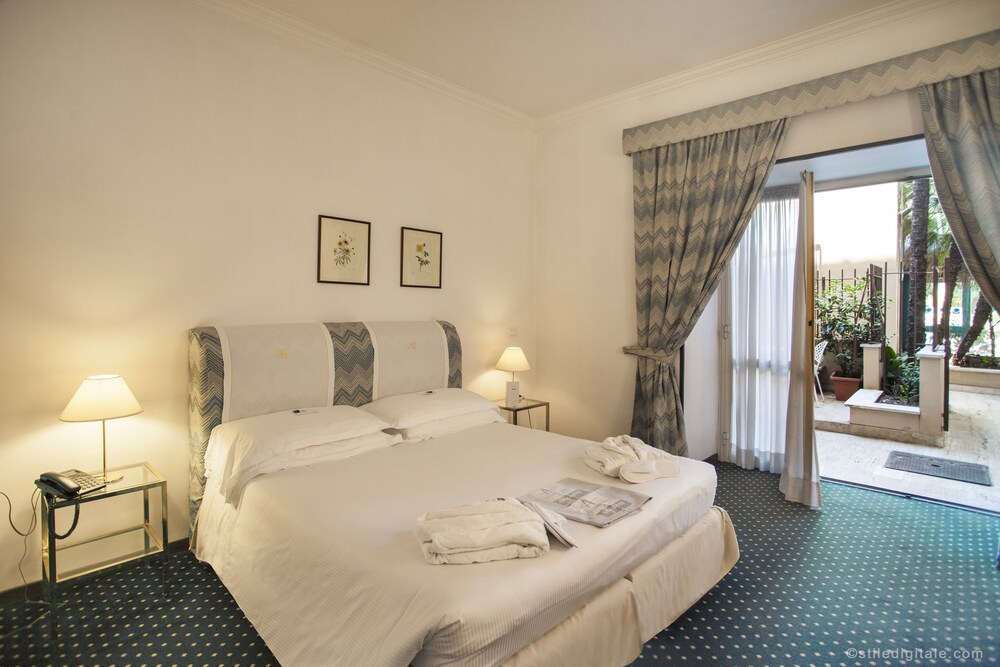Suite Senior Maxi - Guestroom