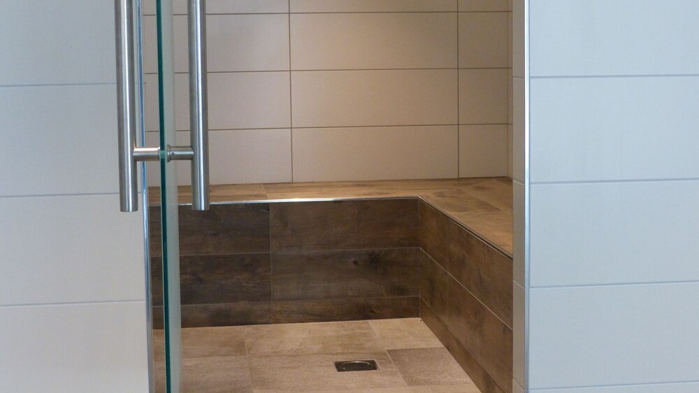 Steam Room