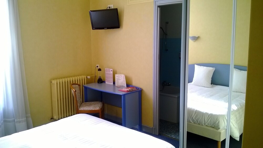 Guestroom