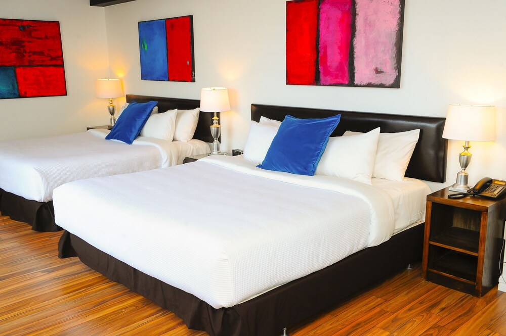 Guestroom