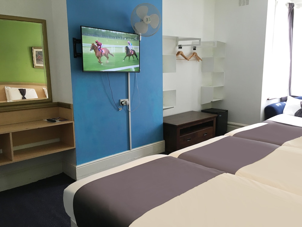 Guestroom