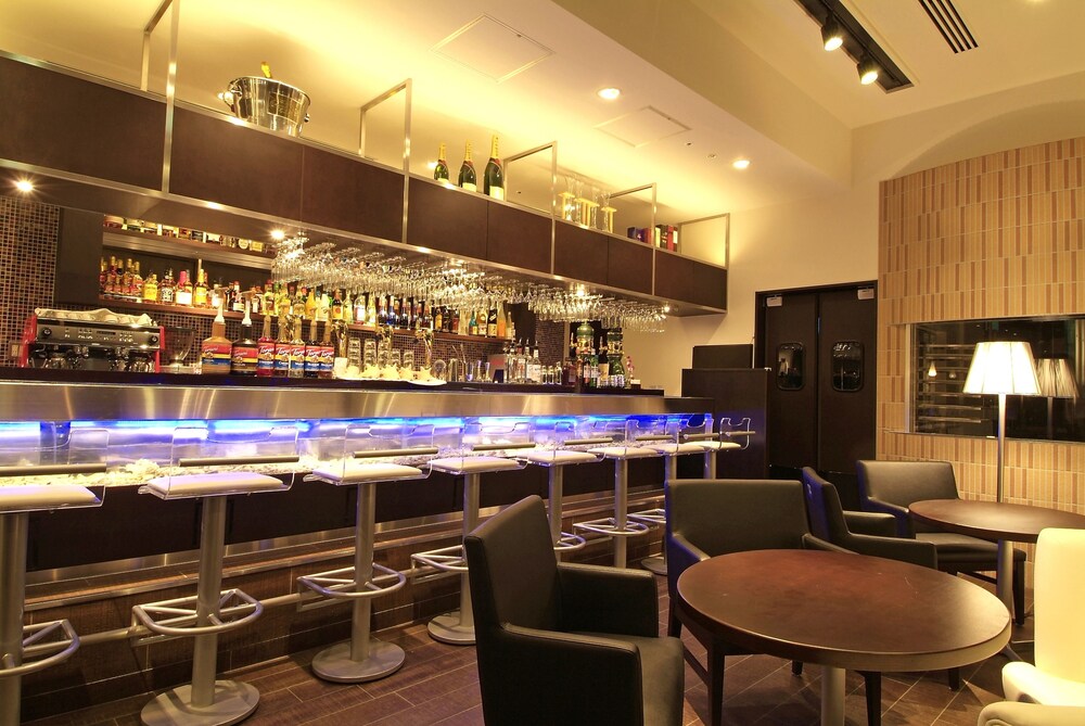 Hotel Bar