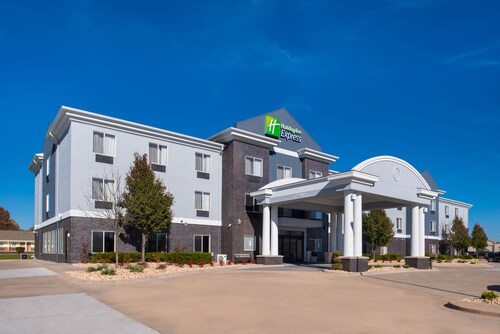 Holiday Inn Express Hotel & Suites Pittsburg