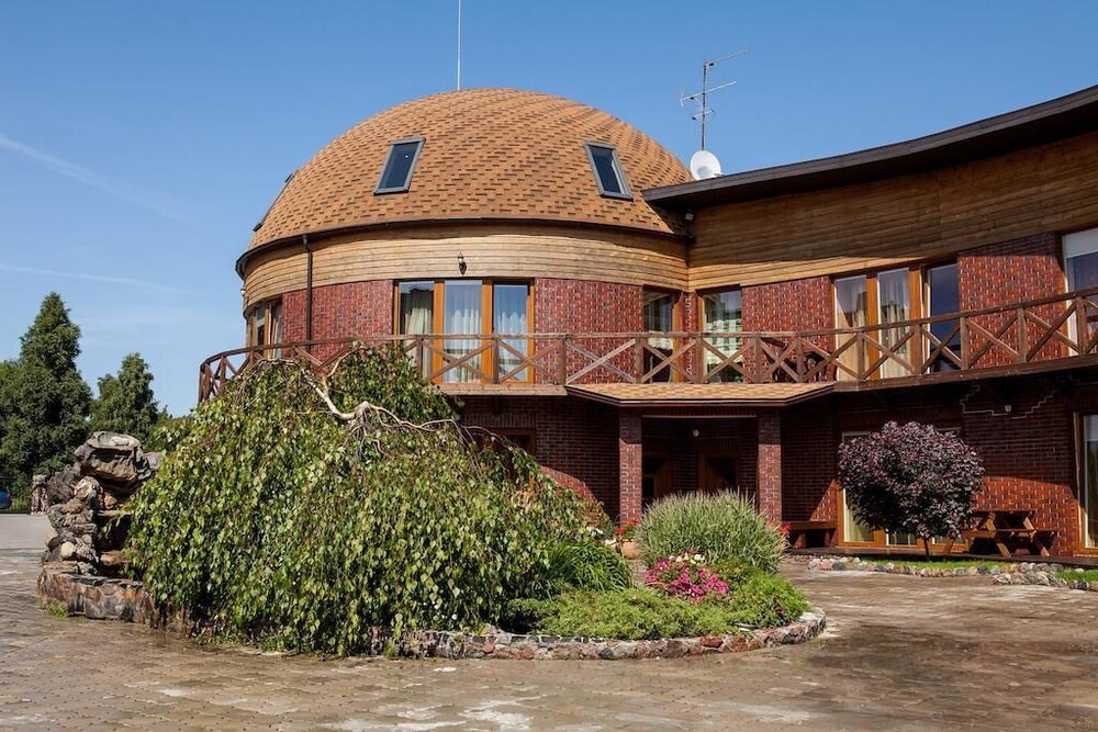 Courtyard View