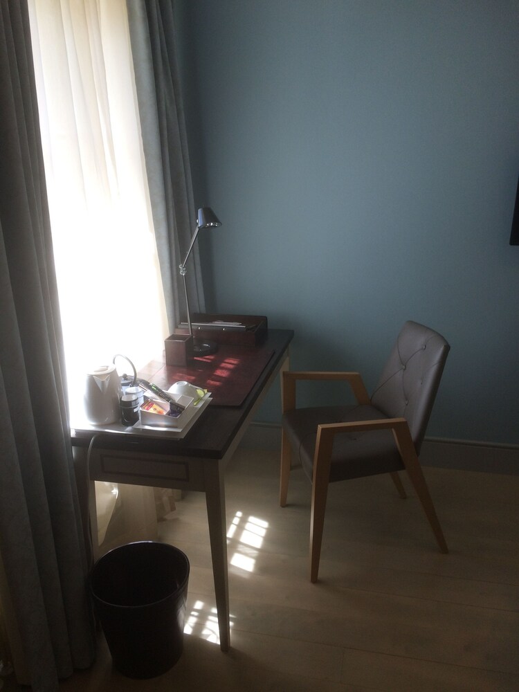 In-Room Business Center