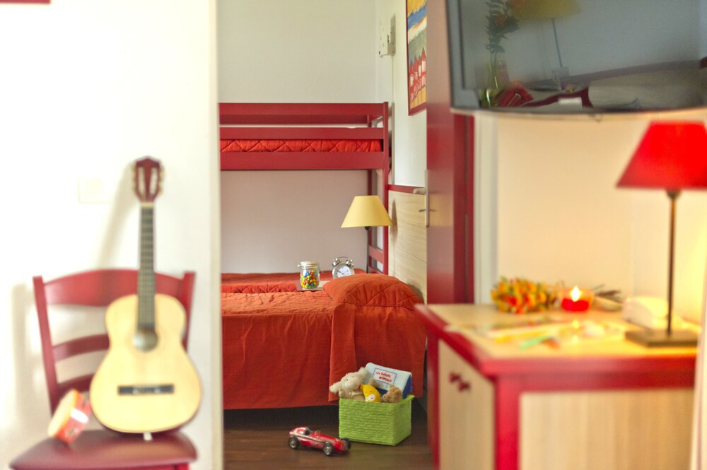 Guestroom
