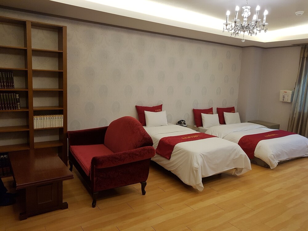 Guestroom