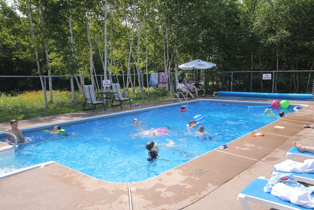 Childrens Play Area - Outdoor