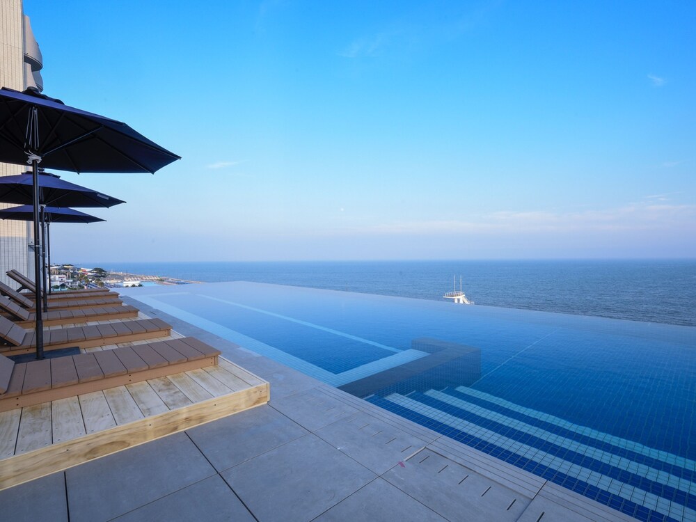Infinity Pool
