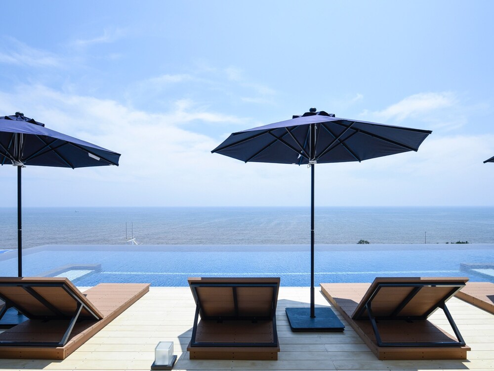 Infinity Pool