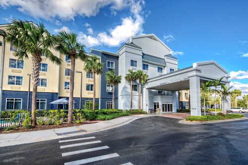 Fairfield Inn & Suites by Marriott Naples