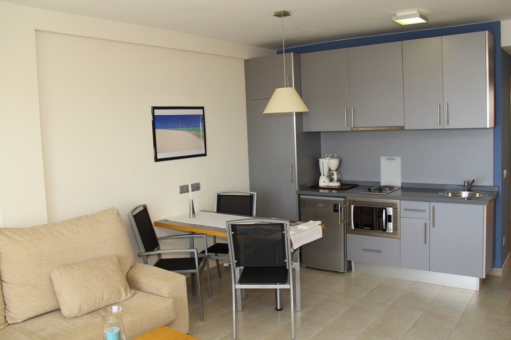 Premium Apartment, Sea View - Guestroom