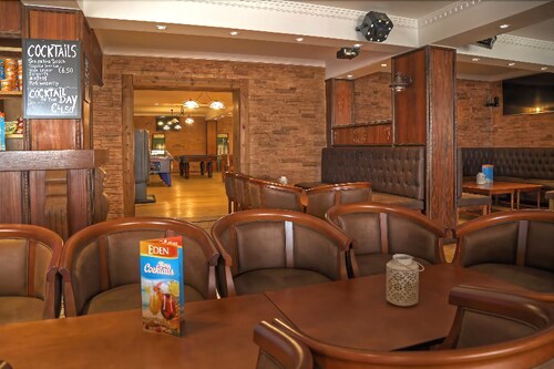 Hotel Bar