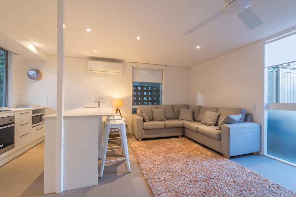 거실 공간 (슈피리어 아파트, 침실 2개, 금연 (Superior Two Bedroom Beach House 6 P))