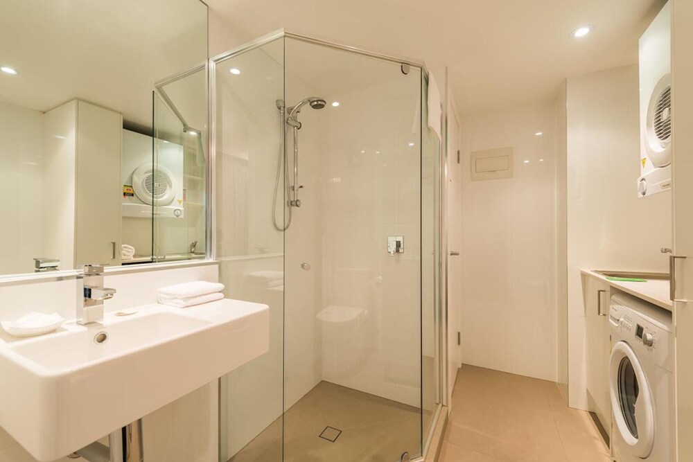 욕실 (슈피리어 아파트, 침실 2개, 금연 (Superior Two Bedroom Beach House 6 P))