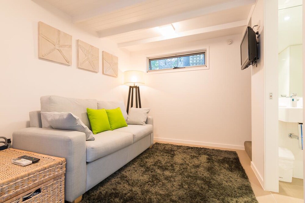 거실 (슈피리어 아파트, 침실 2개, 금연 (Superior Two Bedroom Beach House 6 P))