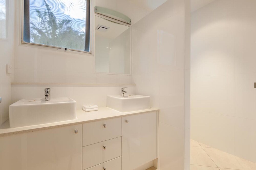 욕실 (슈피리어 아파트, 침실 2개 (Superior Two Bedroom Beach House))