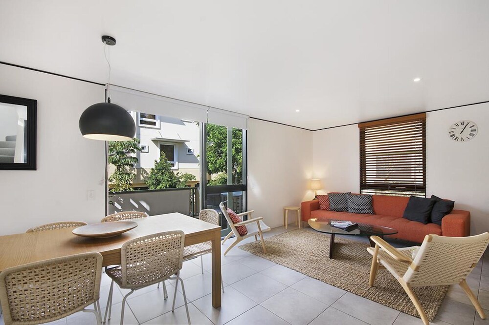 거실 (슈피리어 아파트, 침실 2개, 금연 (Superior Two Bedroom Beach House 6 P))