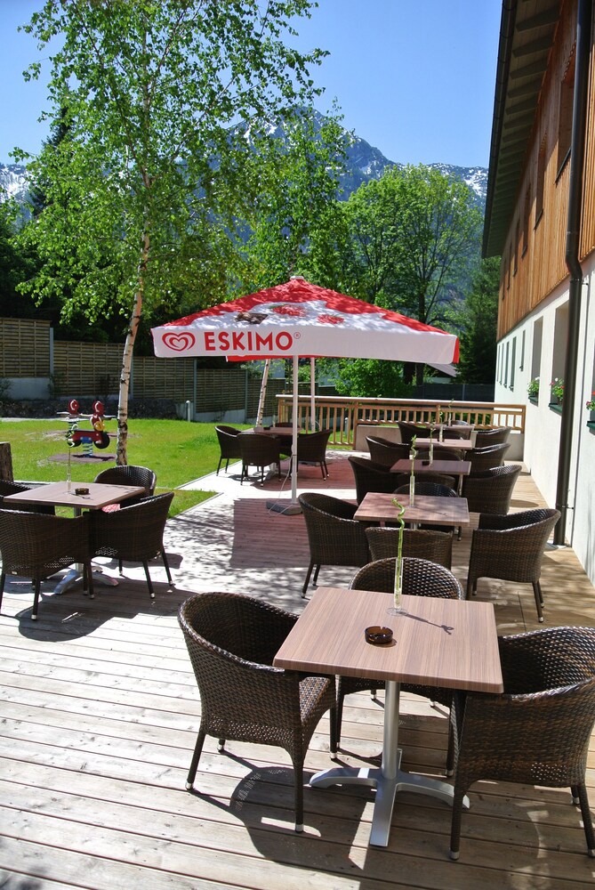 Sundeck