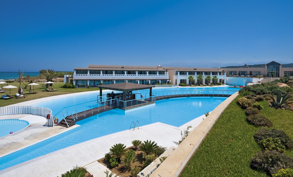 Poolside Bar