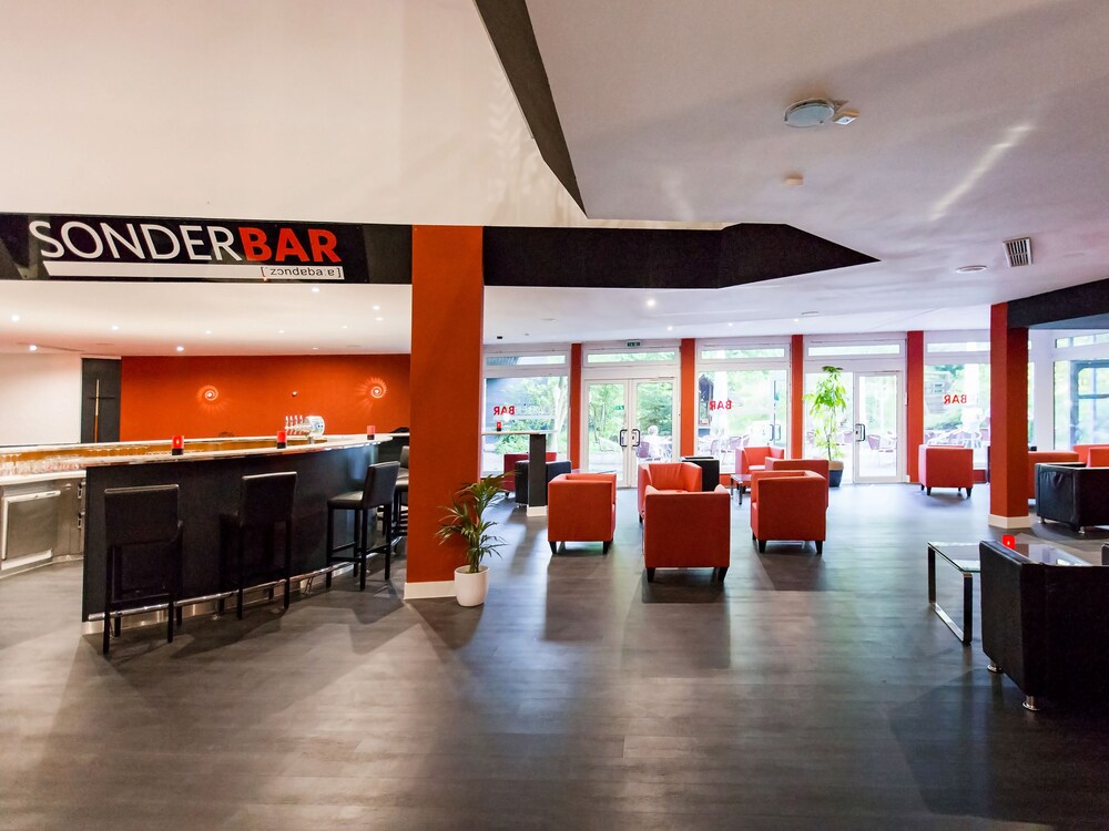 Hotel Bar
