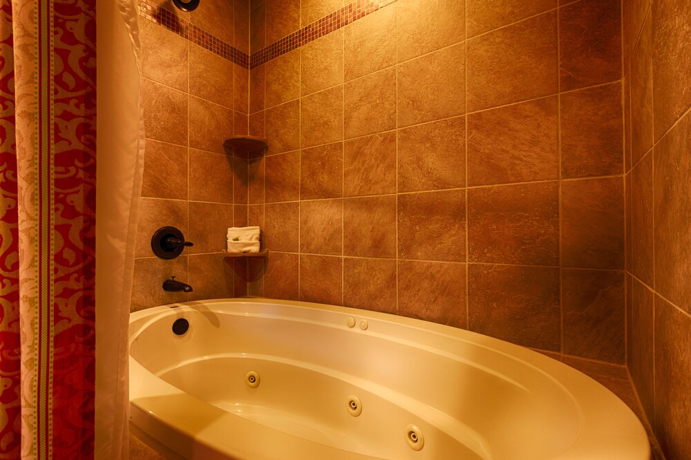 Jetted Tub