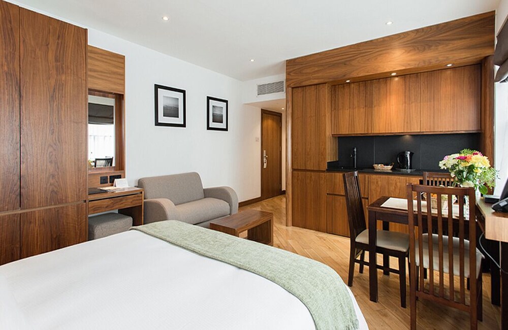 Standard Studio - Guestroom