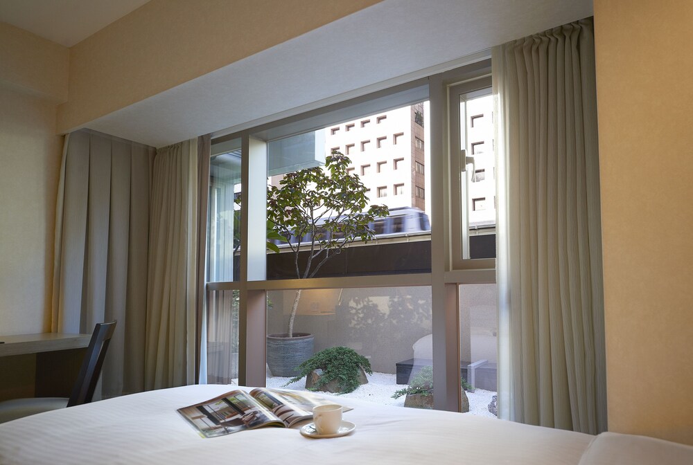 Guestroom View
