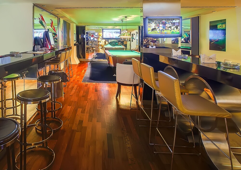 Sports Bar