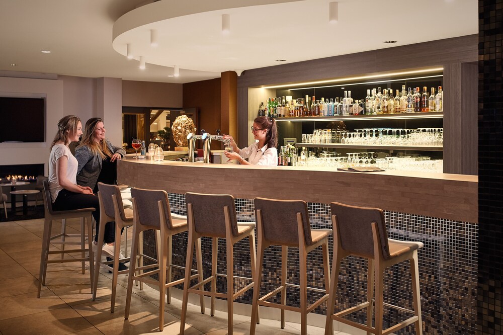 Hotel Lounge