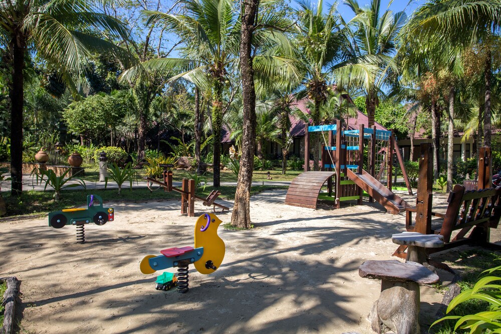 Childrens Play Area - Outdoor